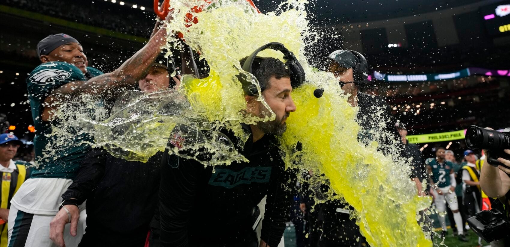 Eagles coach Nick Sirianni getting Gatorade dumped on his head