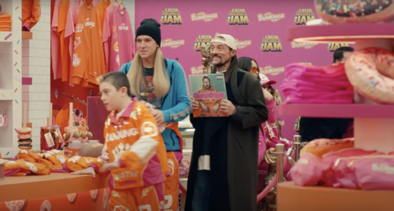 Actors Jason Mewes and Kevin Smith reprise their Jay and Silent Bob roles in a Dunkin' Super Bowl commercial.