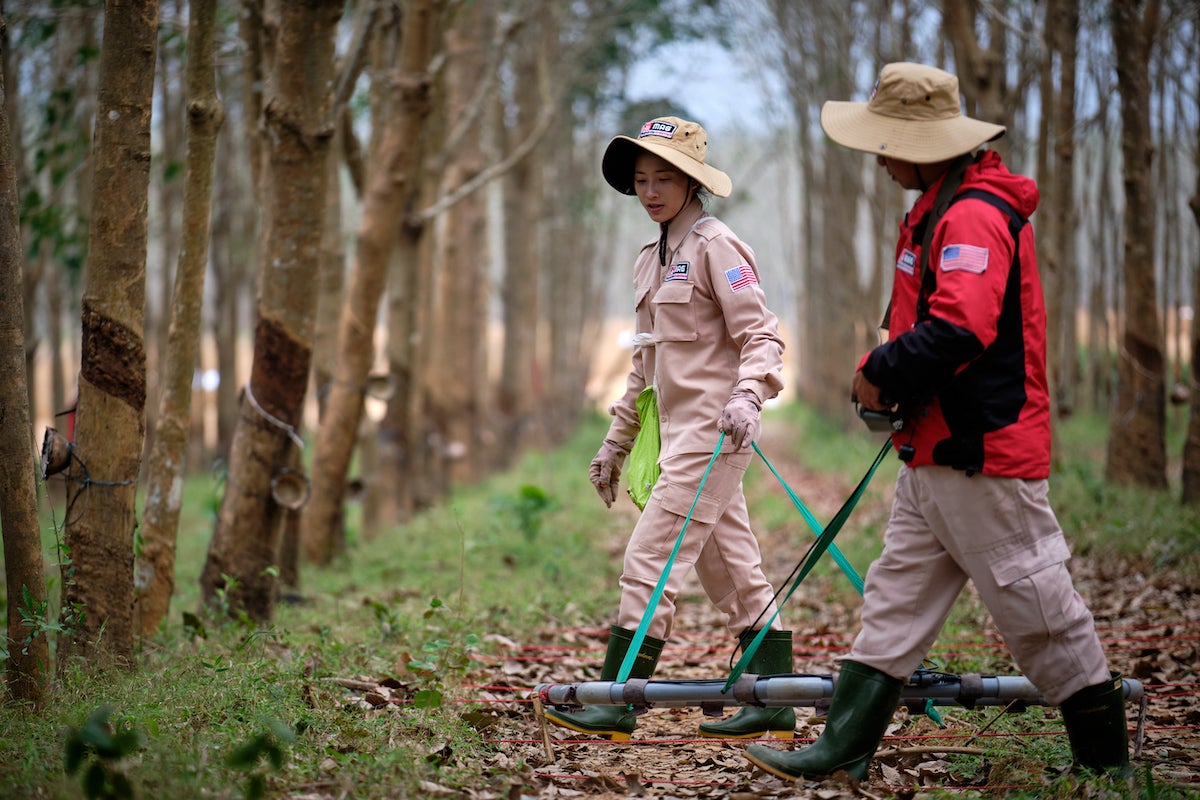 The Mines Advisory Group often uses large loop metal detectors to find bombs. (Mines Advisory Group/Bart Verweij)