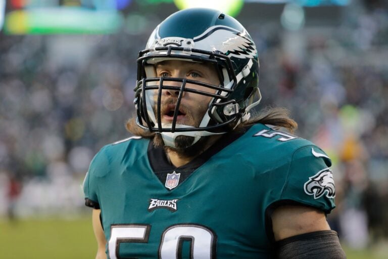 Bryan-Braman-Eagles-2018-01-13 Philadelphia Eagles' Bryan Braman looks on