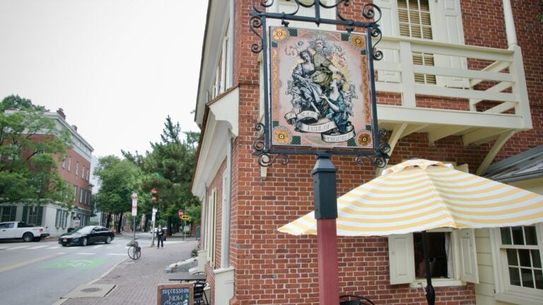 2025 06 27-e lee-philadelphia man full of trouble-sign A Man Full of Trouble historic tavern