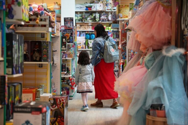 Tariffs Holiday Shopping Family shops in a JaZams toy store