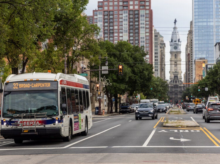 SEPTA 32 bus at south broad street bus stop