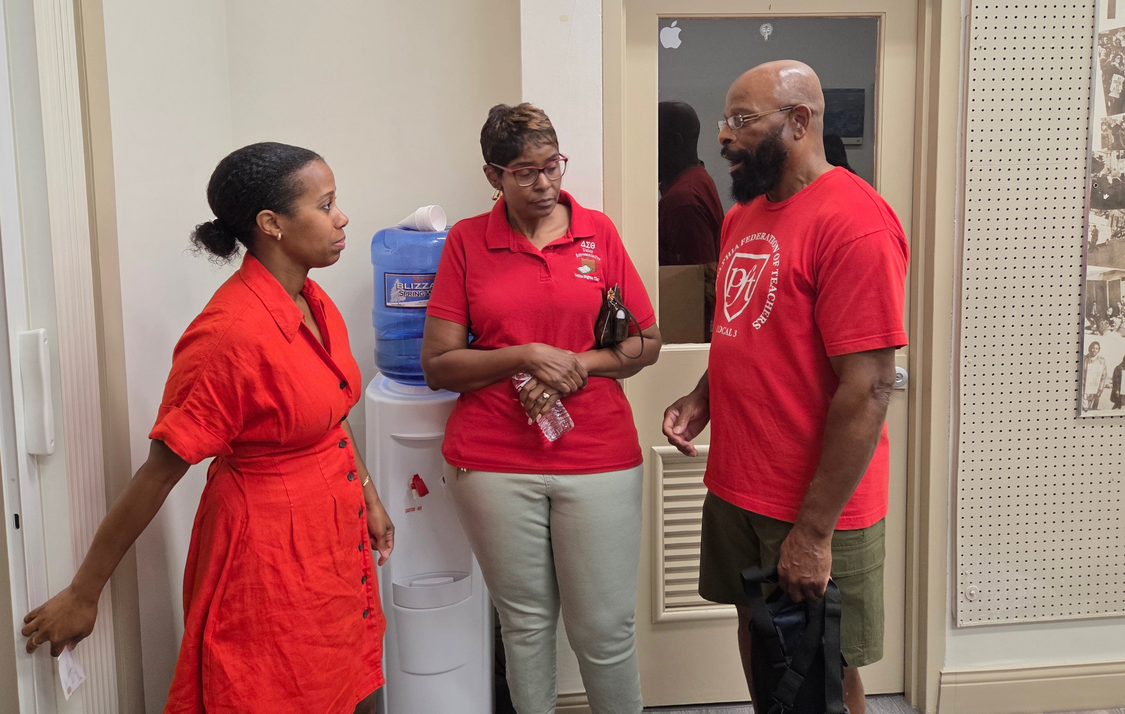LeShawna Coleman, Cyndi Bolden and William Sax talking