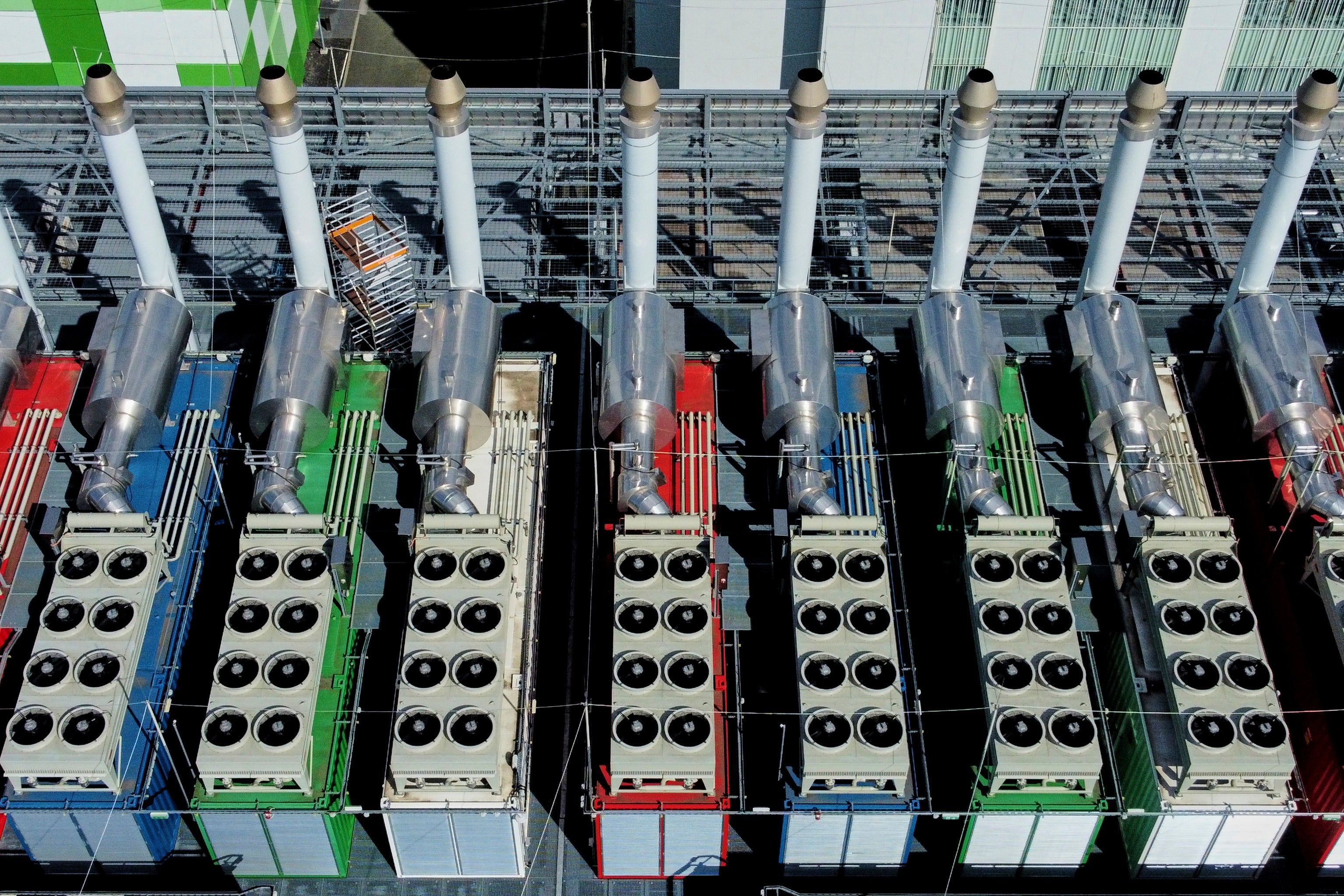 Amid data center boom, Delaware lawmakers want to protect residents from electricity rate hikes