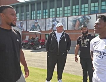Streamer IShowSpeed meets Eagles running back Saquon Barkley
