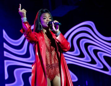Ari Lennox performs at the Essence Festival