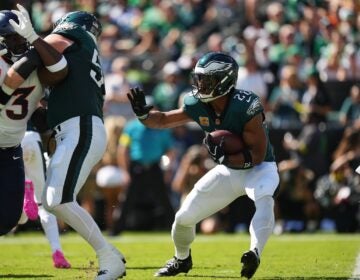 Philadelphia Eagles running back Saquon Barkley
