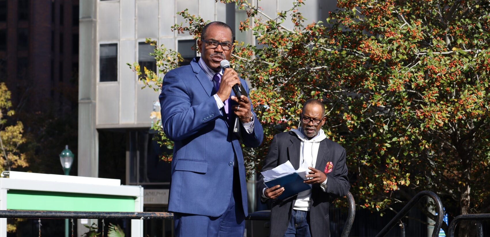million-man-march-philadelphia-2025-10-26-6 Former NAACP Philadelphia President Rodney Muhammad speaks into a mic