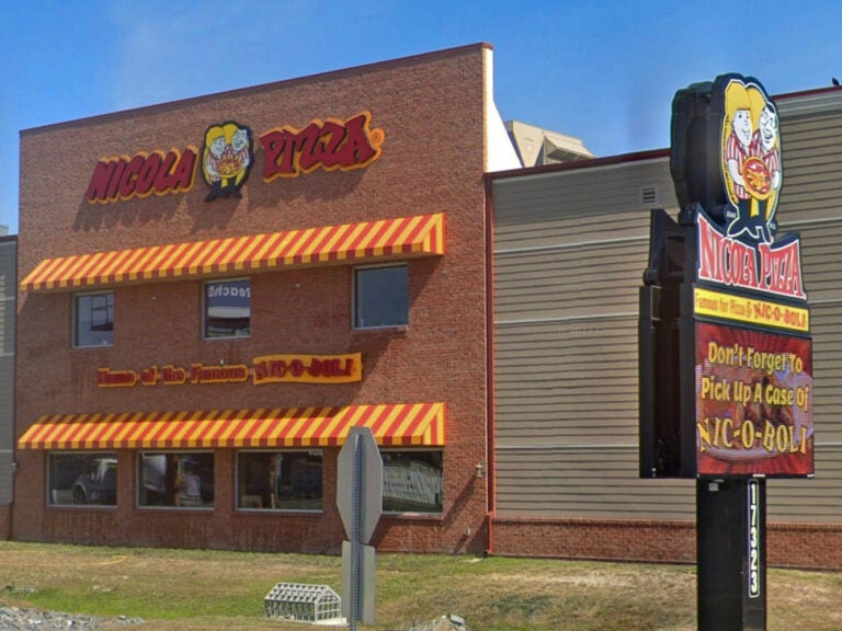 nicola-pizza-lewes-delaware outside Nicola Pizza