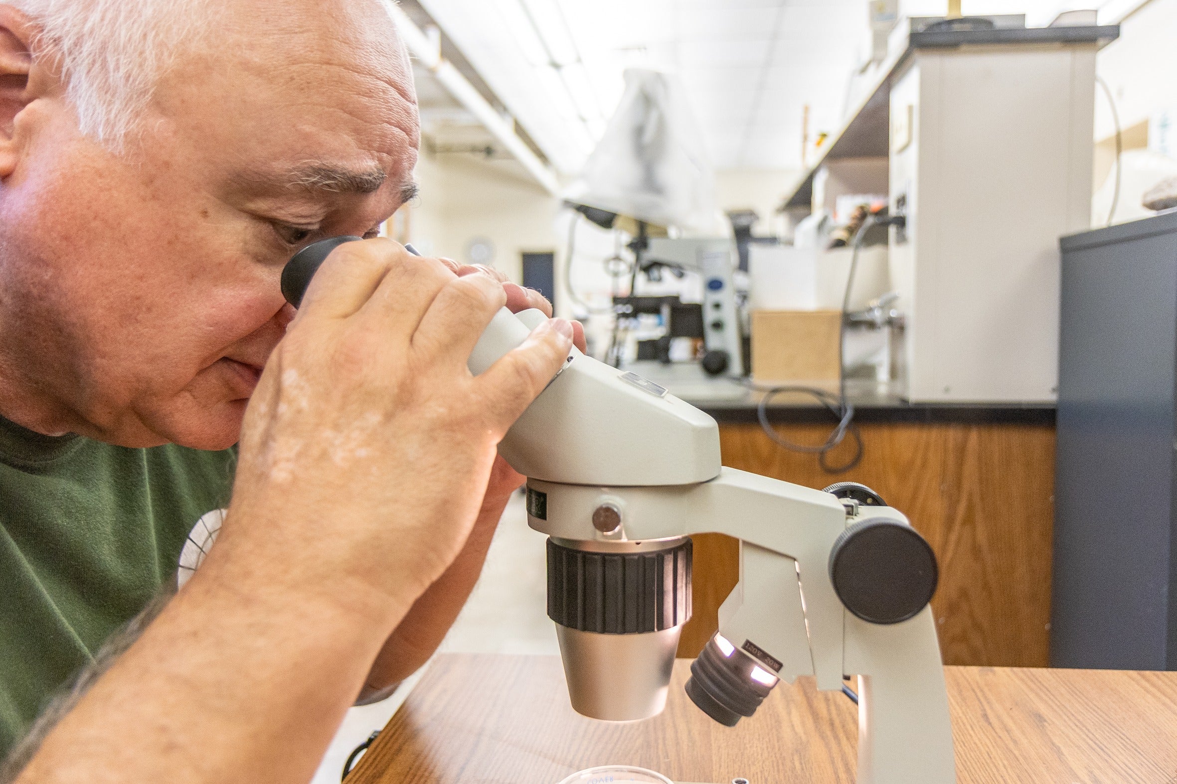 photo of Philadelphia’s Senior Environment Corps tracks pollution image