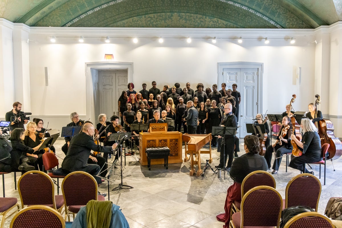 The Tempesta di Mare Baroque orchestra rehearses