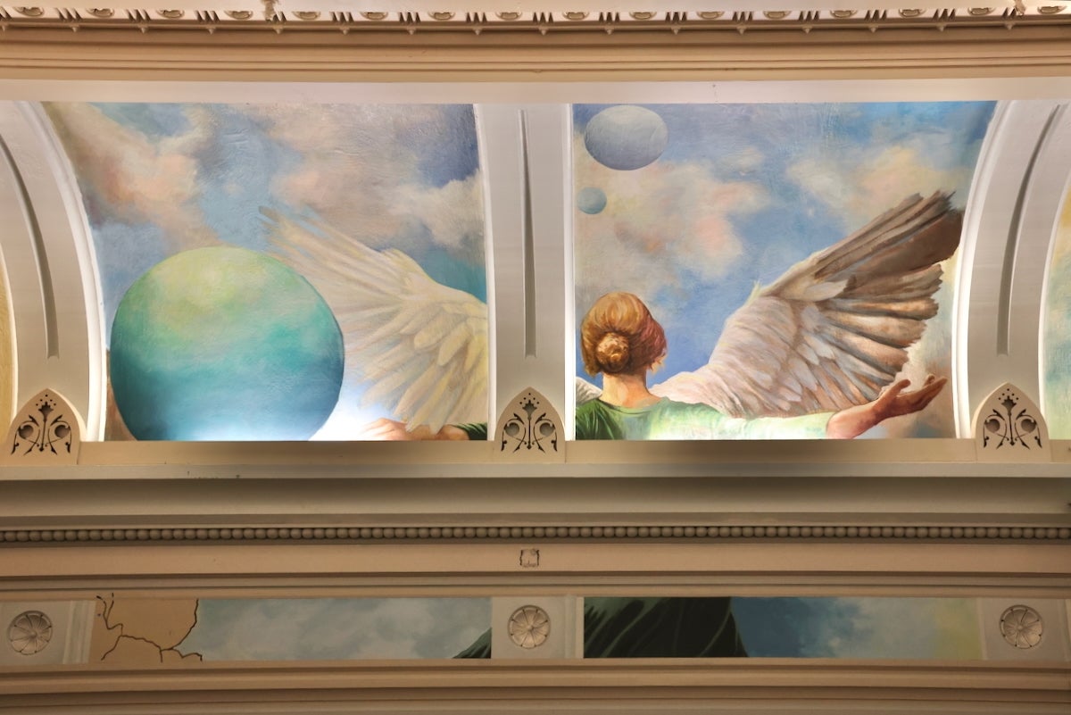 Vaulted fifth floor ceiling of the Manufacturers National Bank