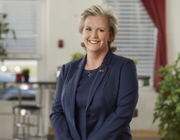 Julianne_Murray-file Julianne Murray smiles