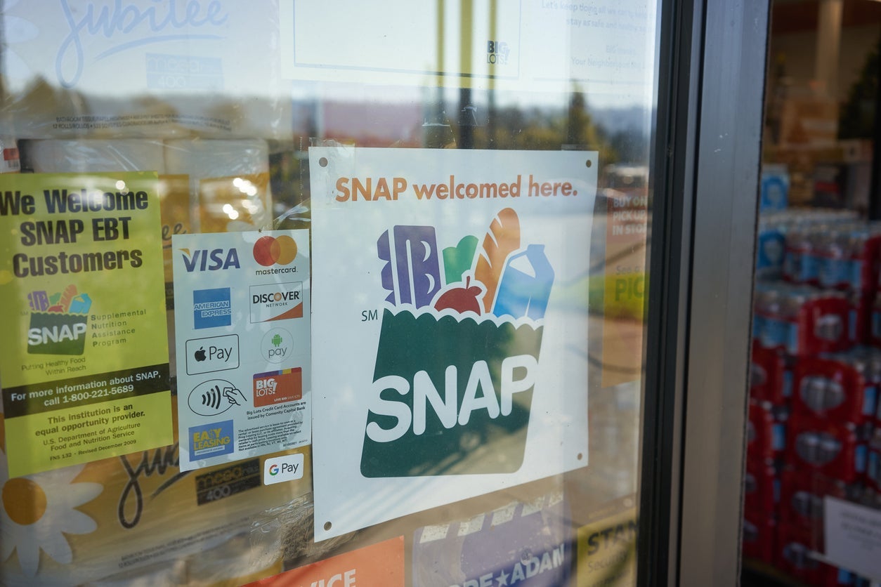 whyy.org - Phillip Davis - Supreme Court issues emergency order to block full SNAP food aid payments
