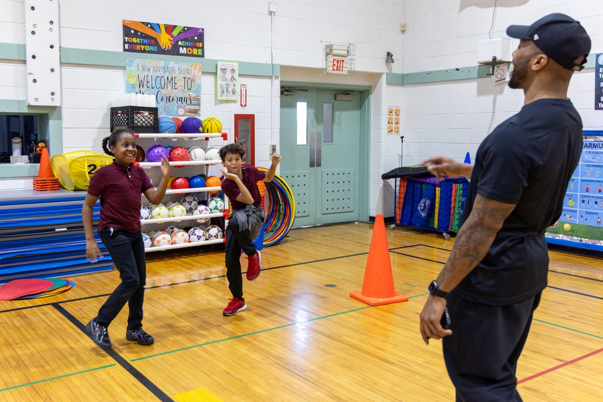 Ben Barnes teaching kids in class