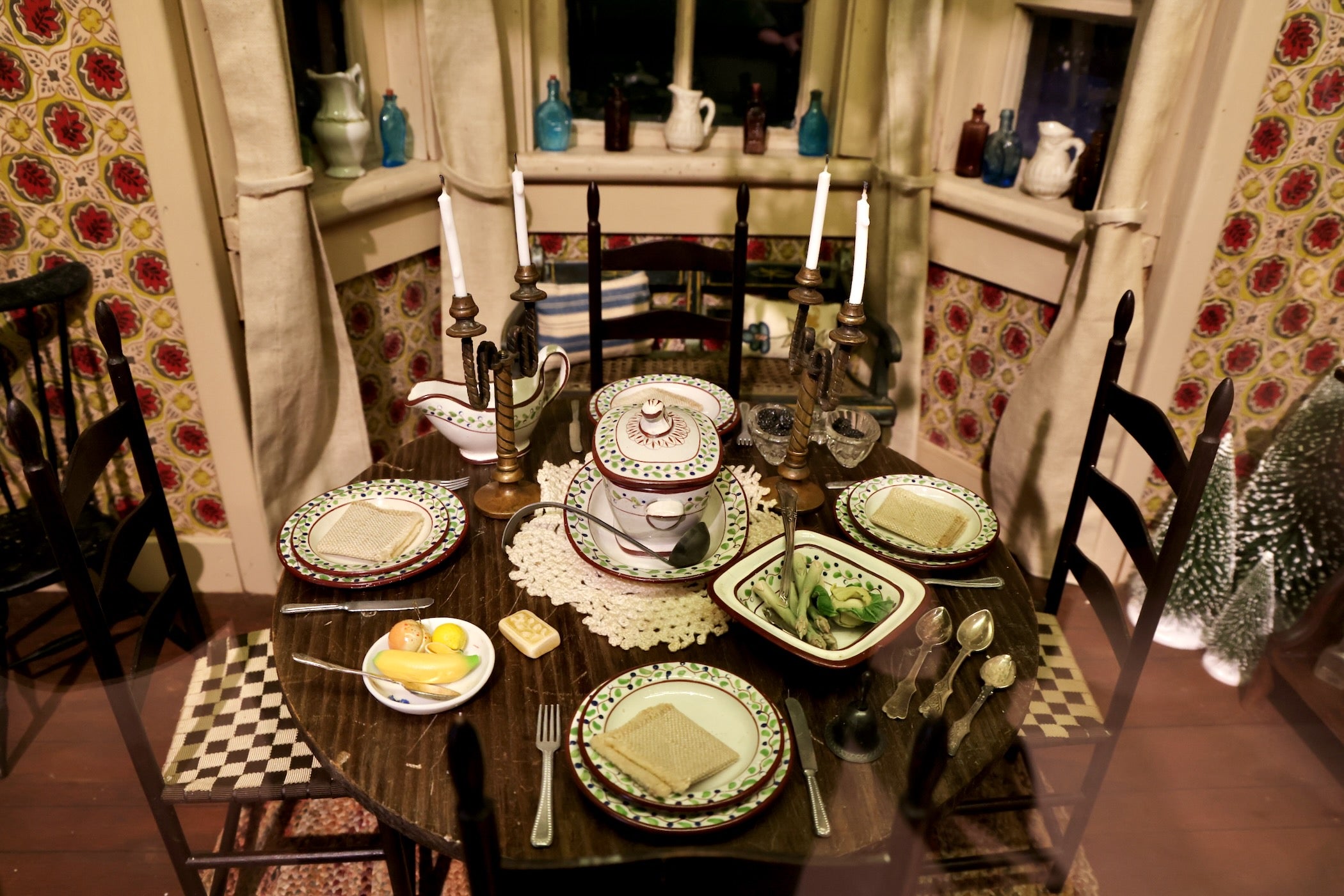 The Brandywine Museum offers a tiny peek into a Wyeth family Christmas