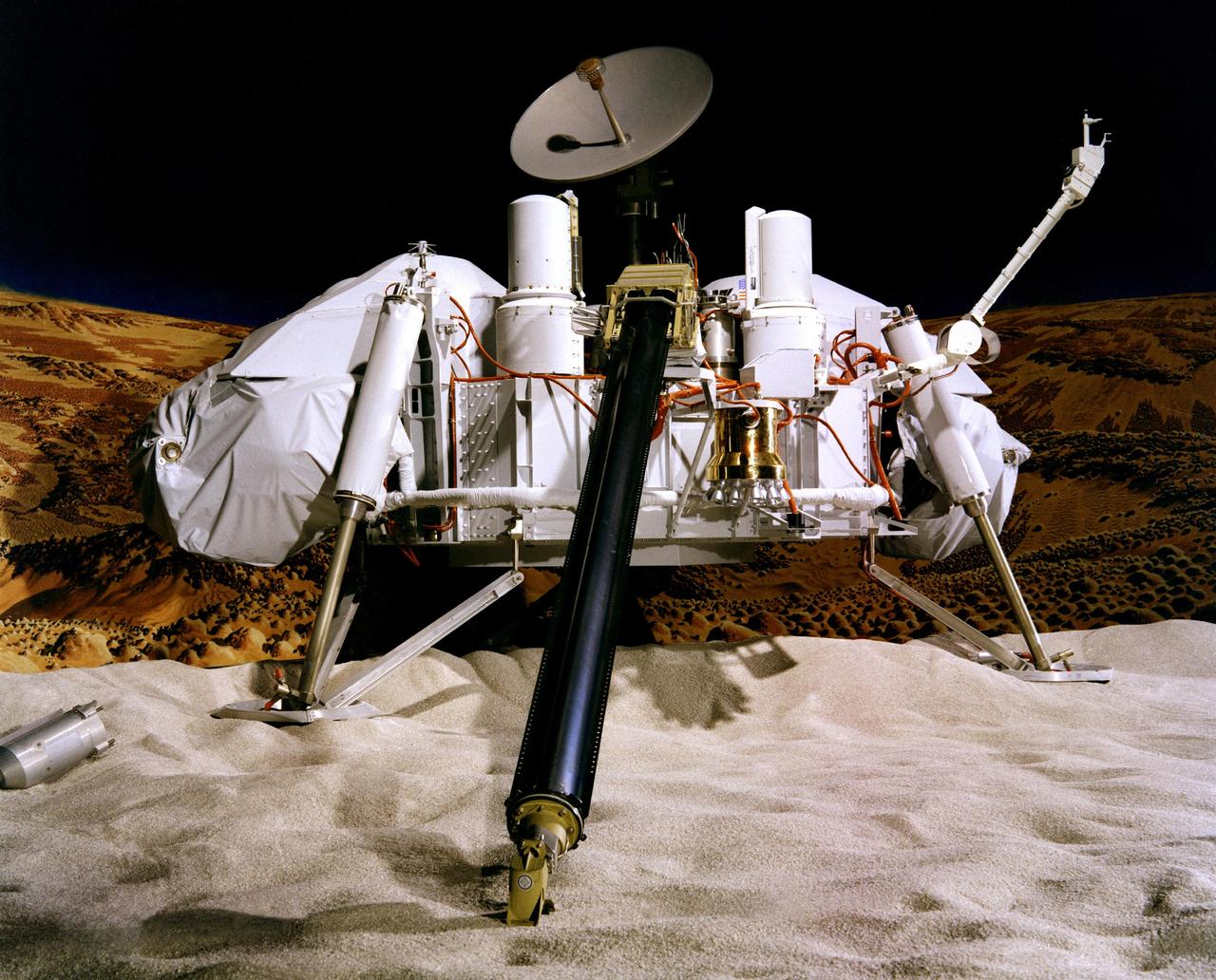 A model of the two identical landers, Viking 1 and Viking 2, which were designed to autonomously land and conduct experiments. (NASA)