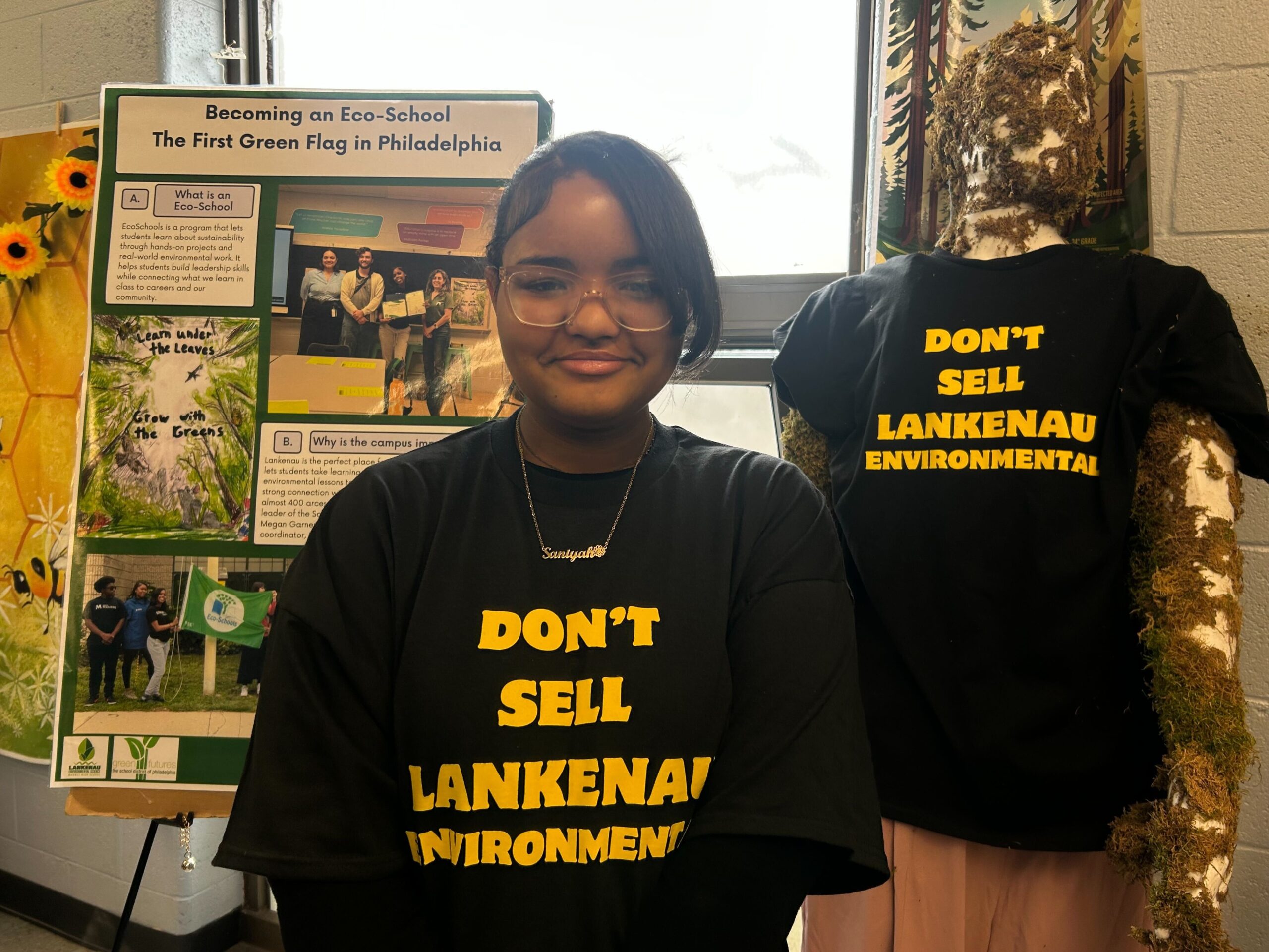 Sa’Niyah Bailey smiles