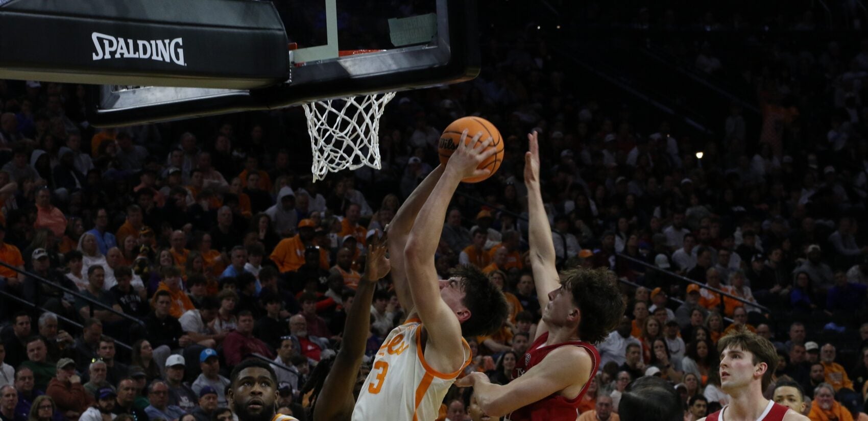 The Tennessee Volunteers playing the Miami Redhawks at Xfinity Mobile Arena