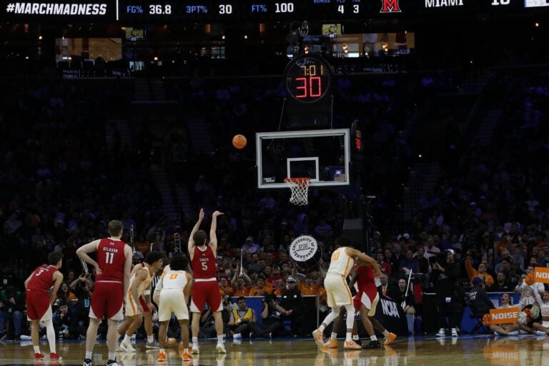 The Tennessee Volunteers playing the Miami Redhawks at Xfinity Mobile Arena