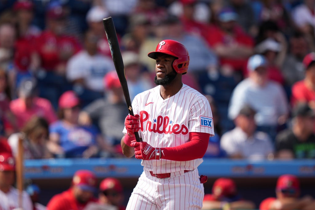 Philadelphia Phillies' Bryan De La Cruz plays during a spring training baseball game
