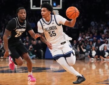 Villanova's Acaden Lewis dribbling