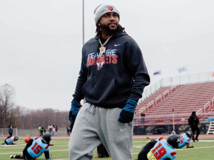 DeSean Jackson on the practice field with his team.