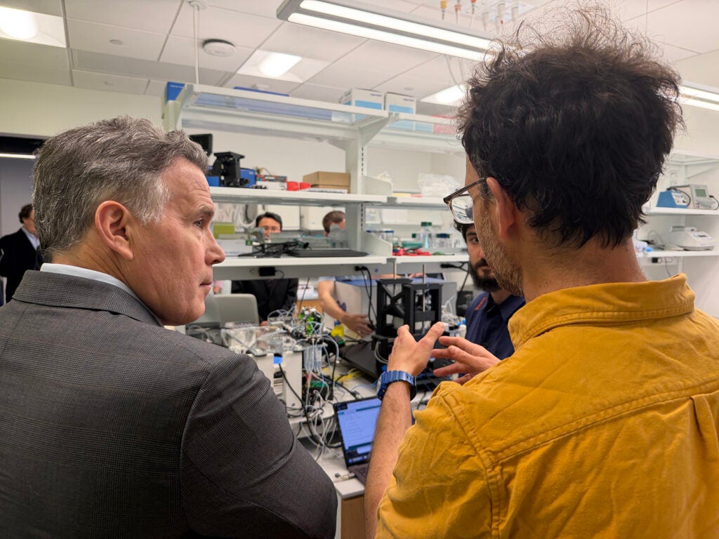 Bioengineering professor David Issadore explains cutting edge medical research happening at the University of Pennsylvania's AIRFoundry to Senator Dave McCormick.
