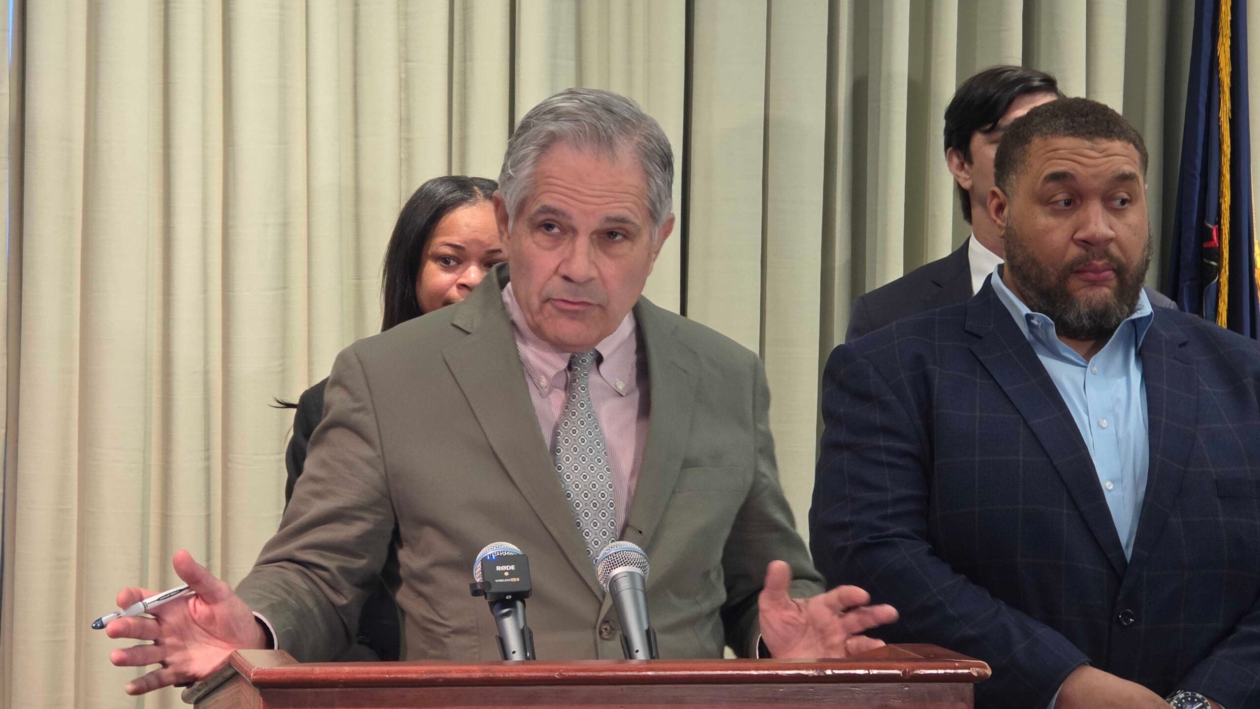 Philly DA teams up with law enforcement on primary election task force