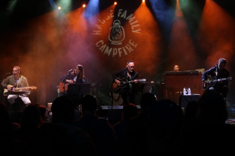 The Hause Family Campfire performing