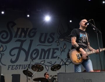 The Flatliners performing