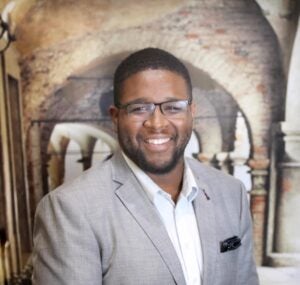 Daniel Walker headshot