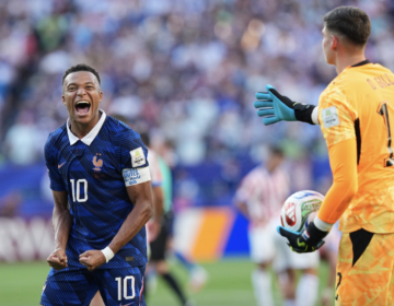 world-cup-france-paraguy-AP-070426-00 France's Kylian Mbappe (10) celebrates his team's victory at the end of the World Cup round of 16 soccer match between Paraguay and France in Philadelphia, Saturday, July 4, 2026.