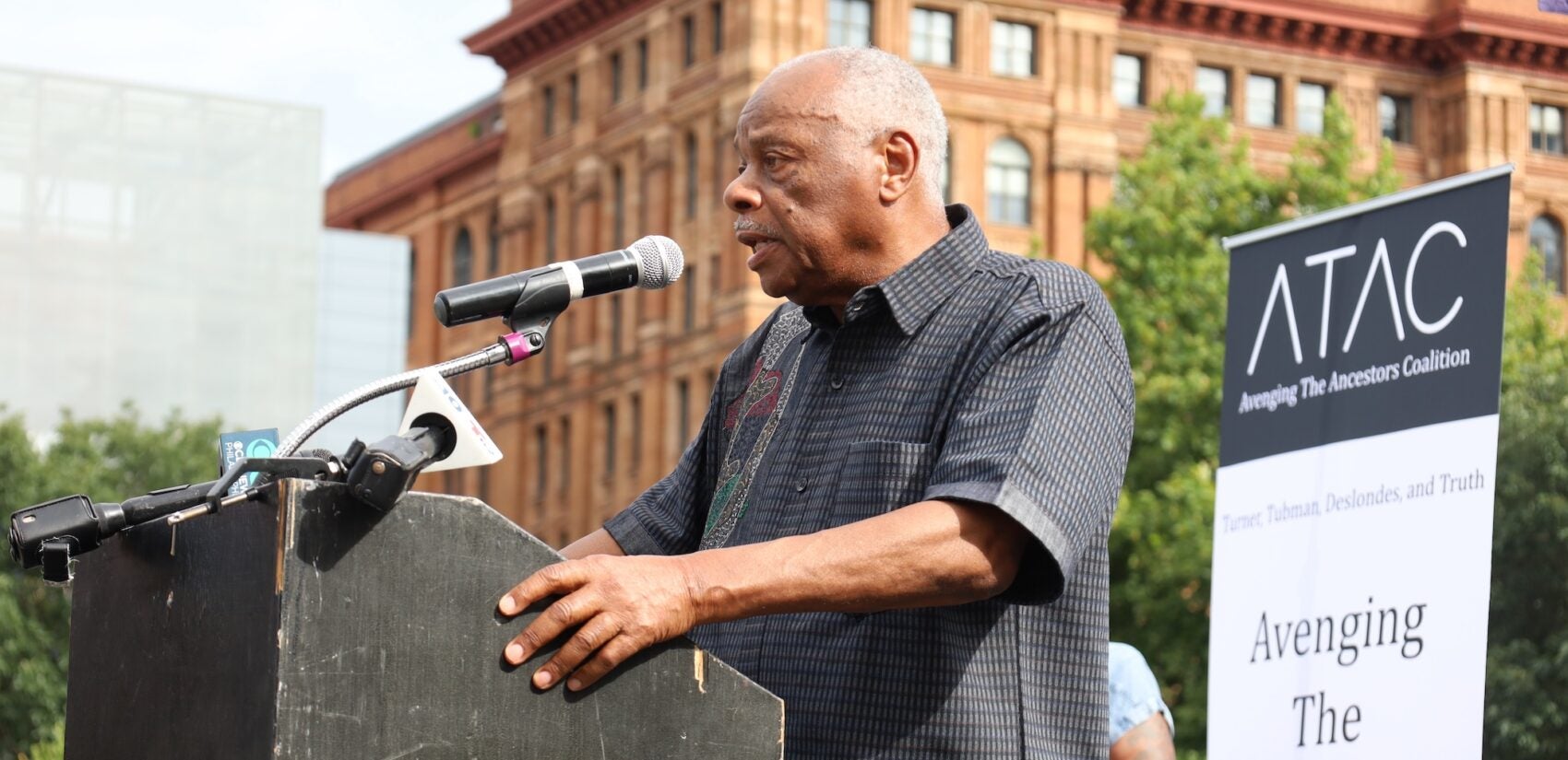 Molefi Kete Asante addresses the crowd at the President's House site.