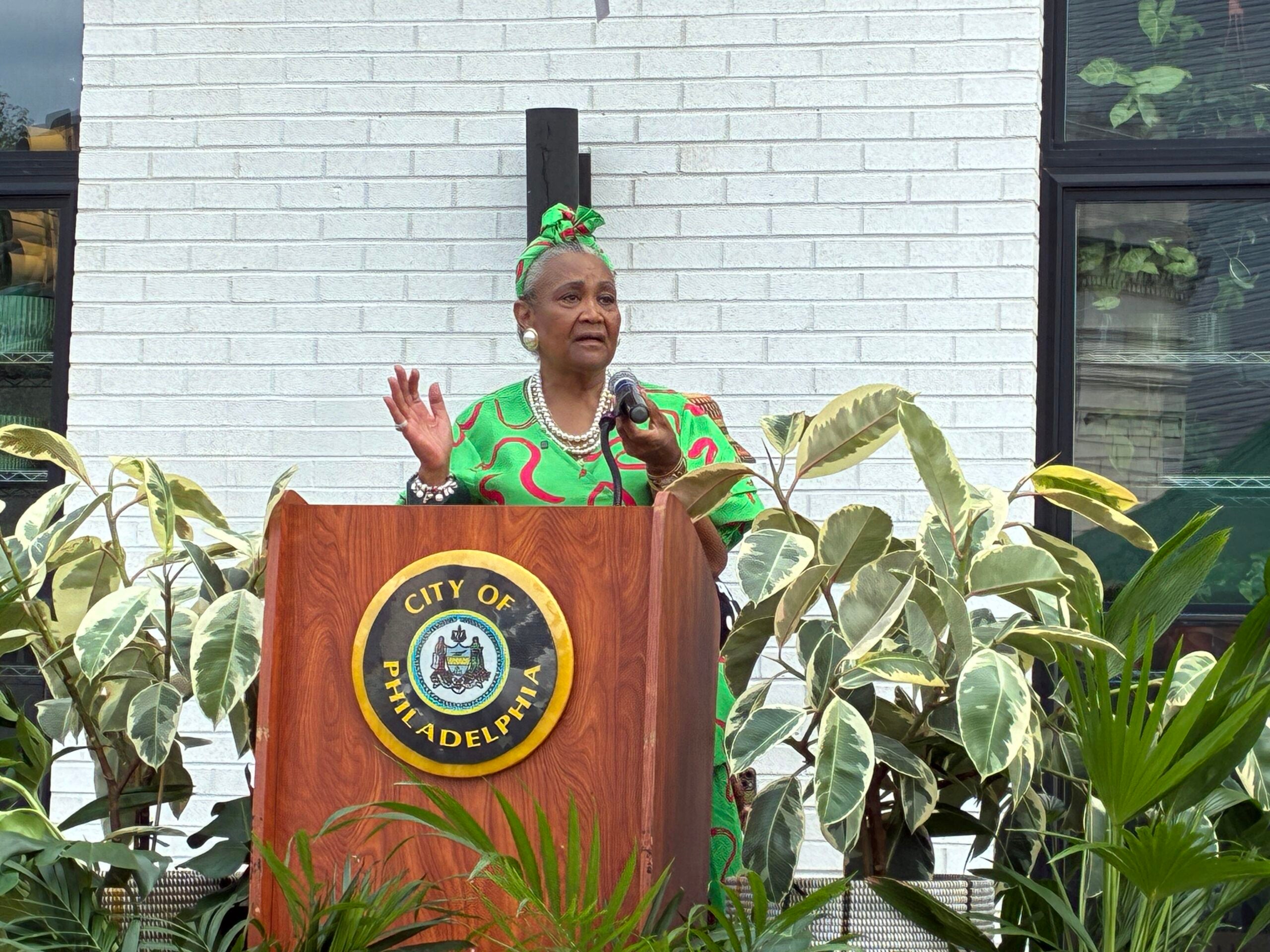 Bernyce Mills-DeVaughn speaks at a podium