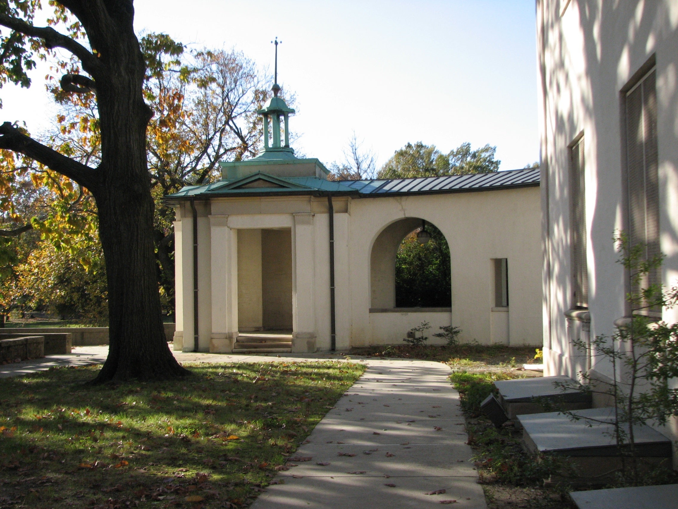 A view of the museum's west wing.