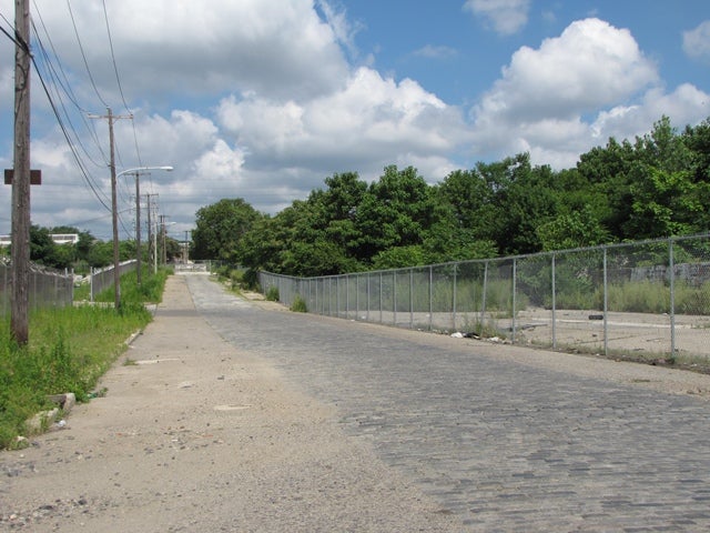 49th Street from Botanic Avenue looking west