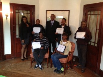 From Left: Instructor Chandi Queen from the People's Emergency Center's digital inclusion program, student Frank Cutler, State Rep. Tony Payton, Rasheem Jennings, William Brown and front row, 