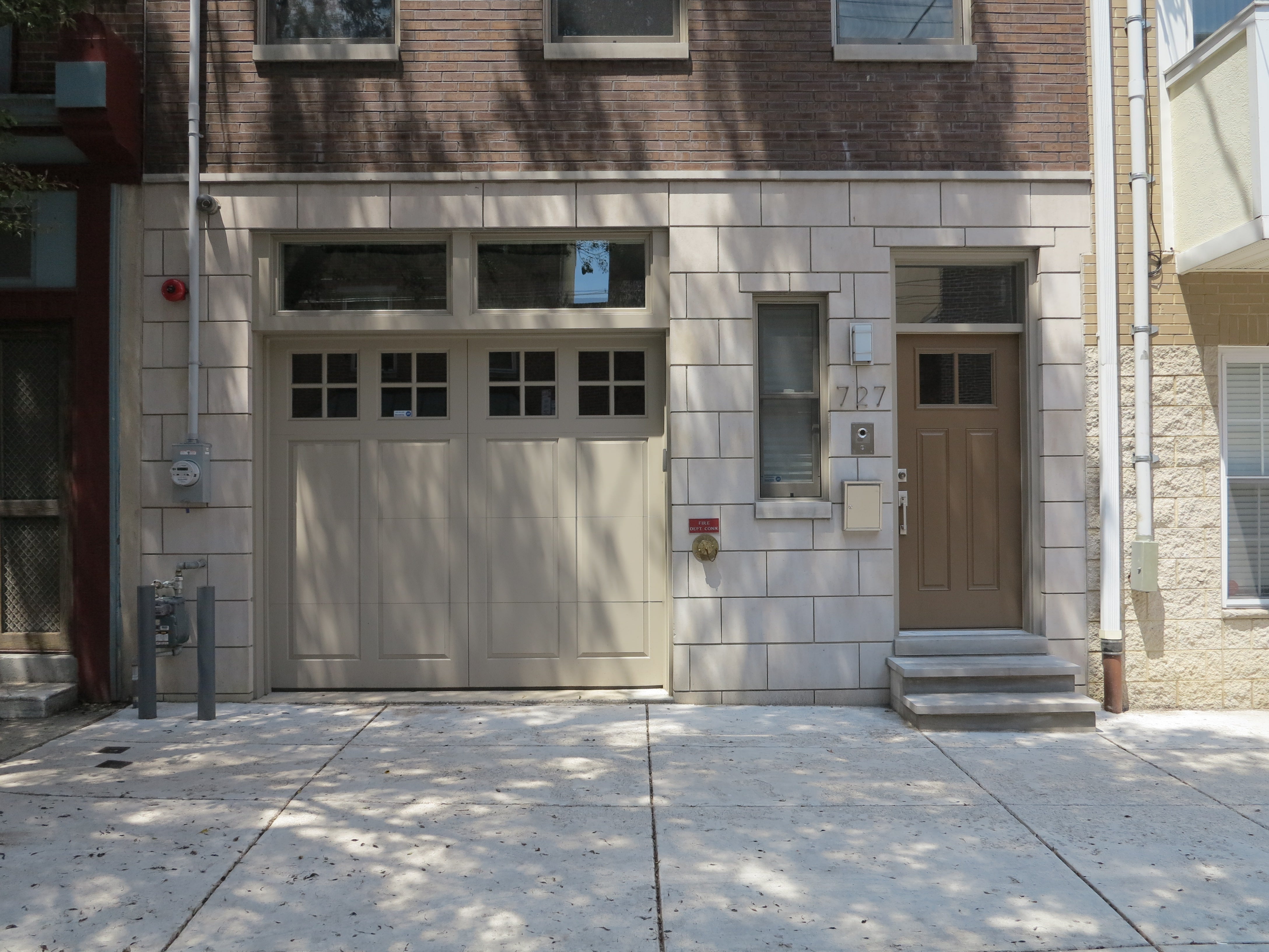 New rowhouse on 700 block of Bainbridge, completed 2013