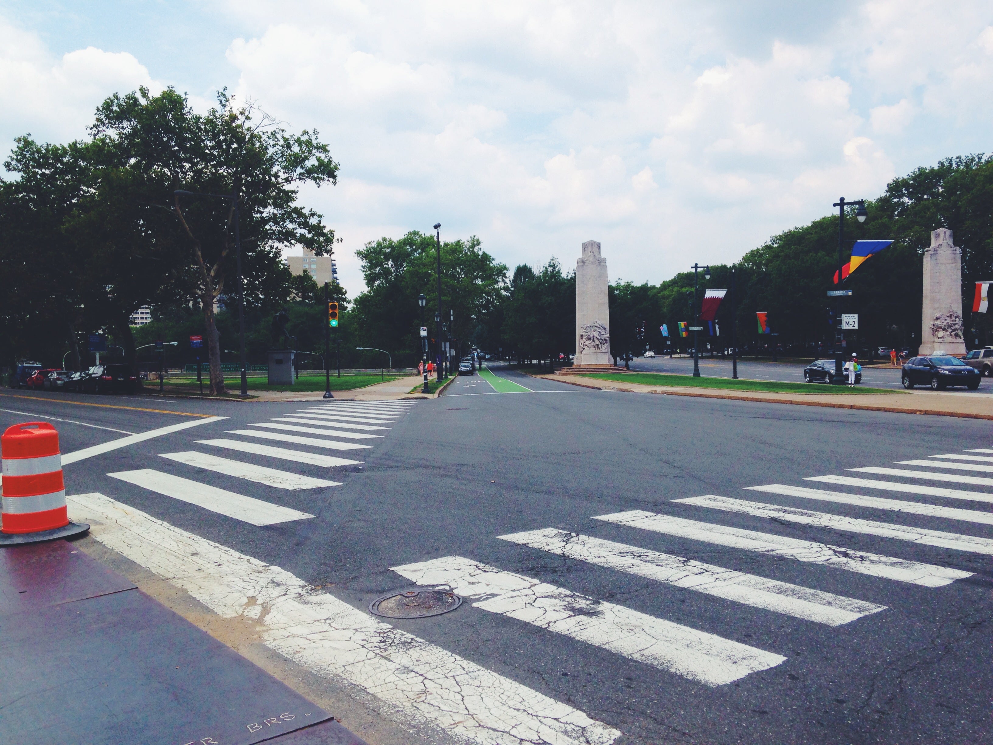 Ben Franklin Parkway bike lane to nowhere