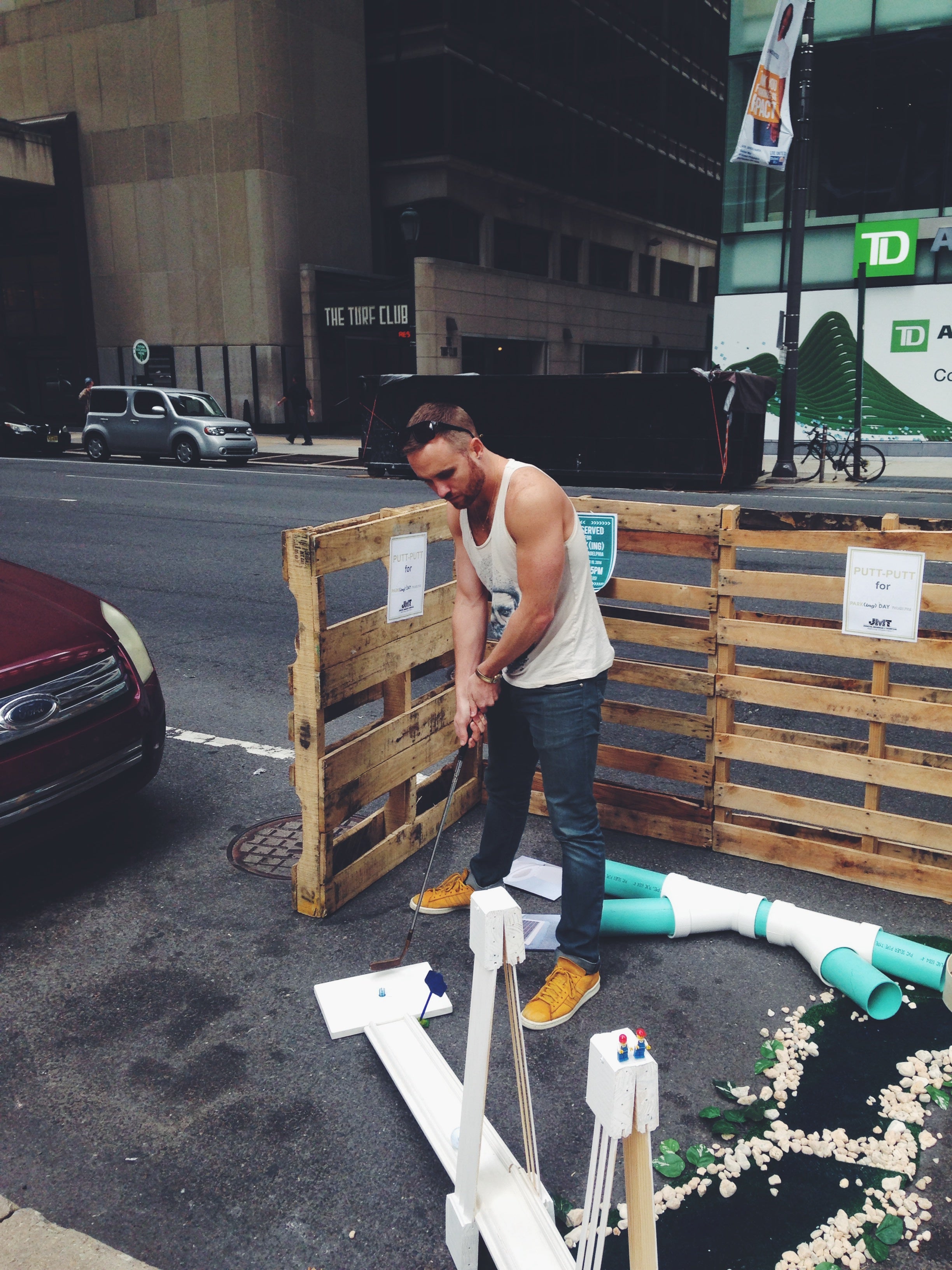 Geoff Thompson of This Old City mini-golfing on Market St