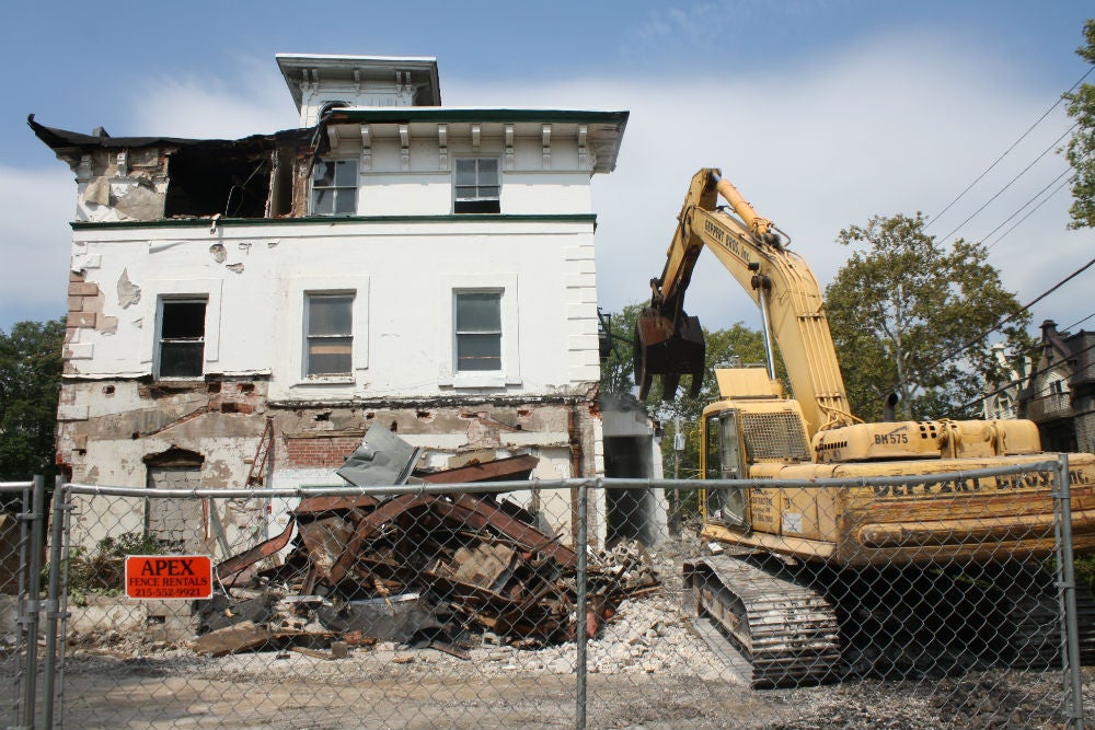 40th and Pine demolition