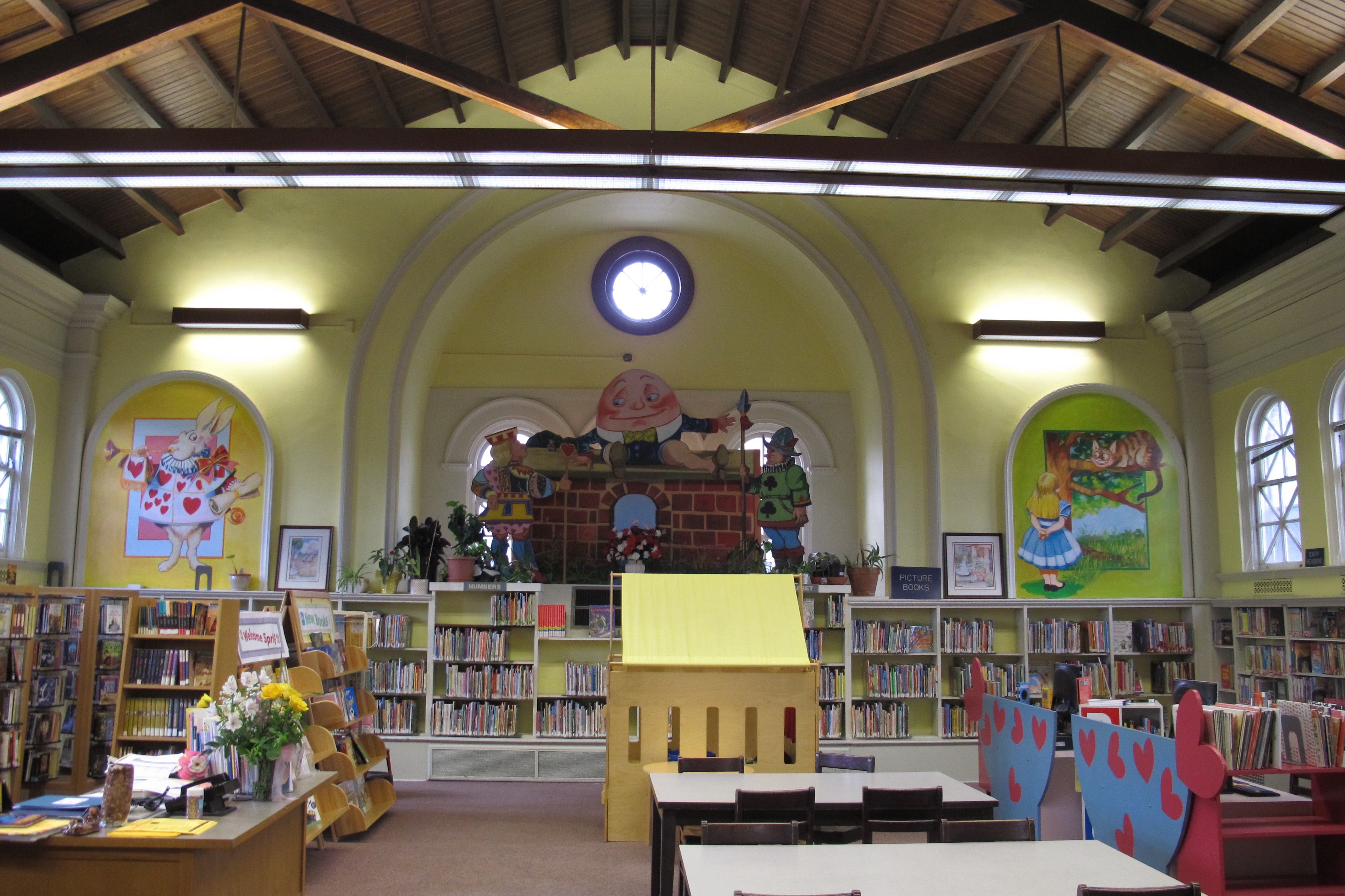 Children's Room at Tacony Library, before renovation (file)