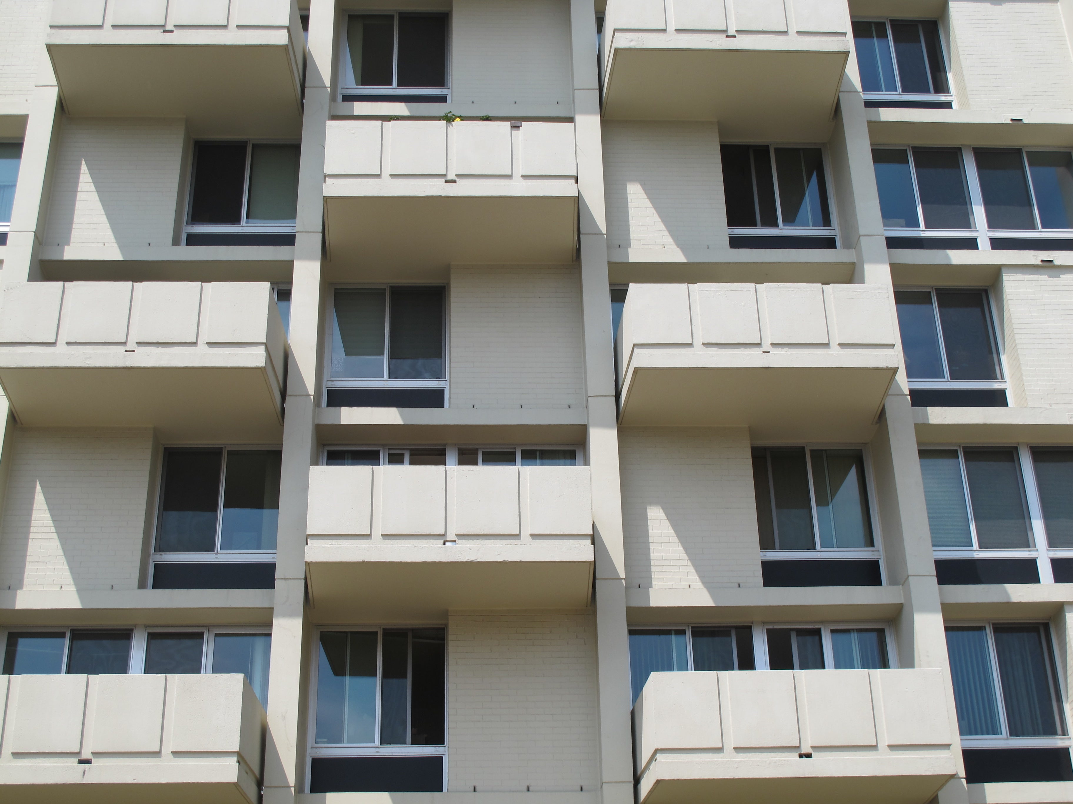 Hopkinson House's alternating balconies.