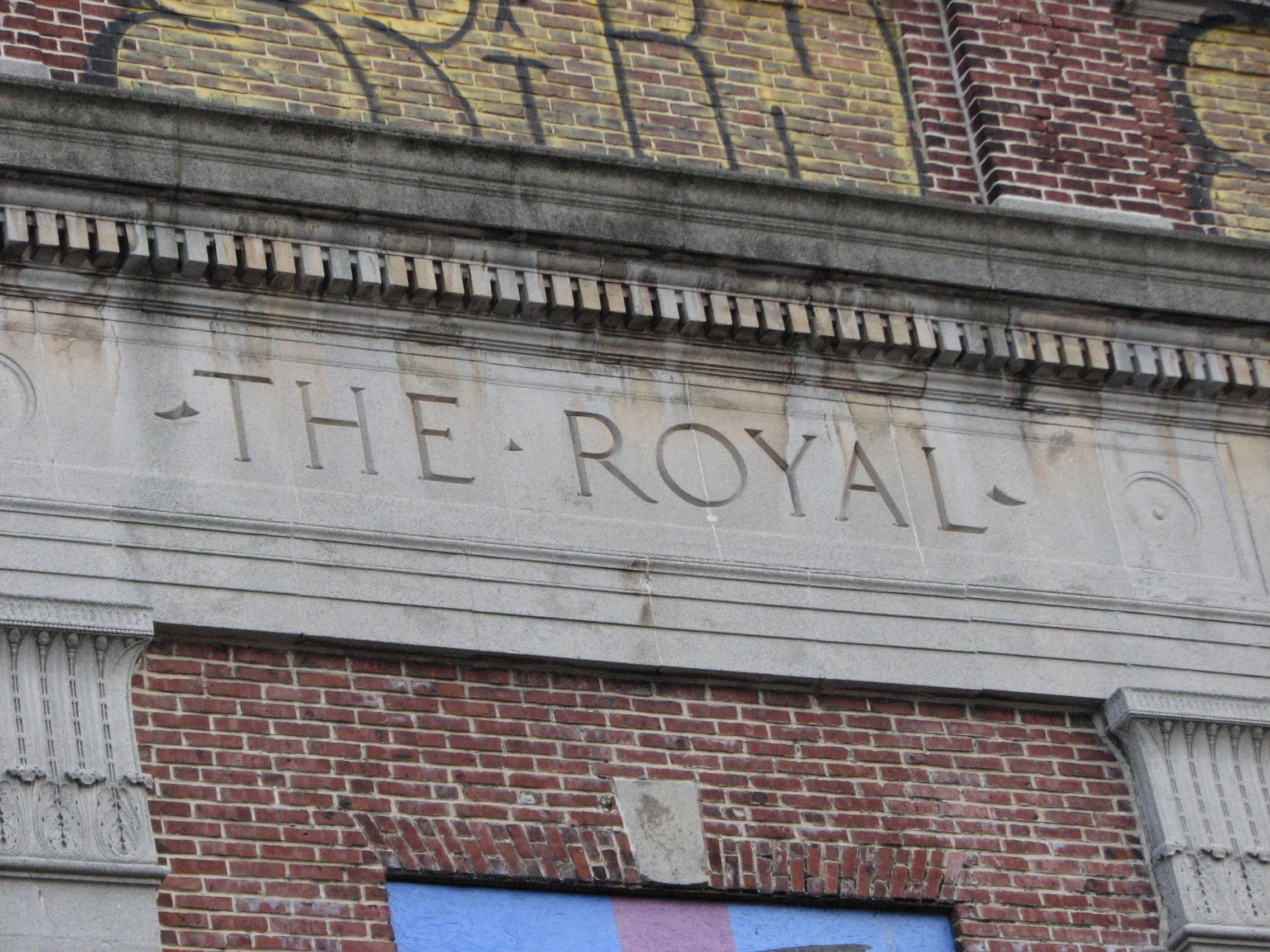The Royal was once the queen of west South Street.