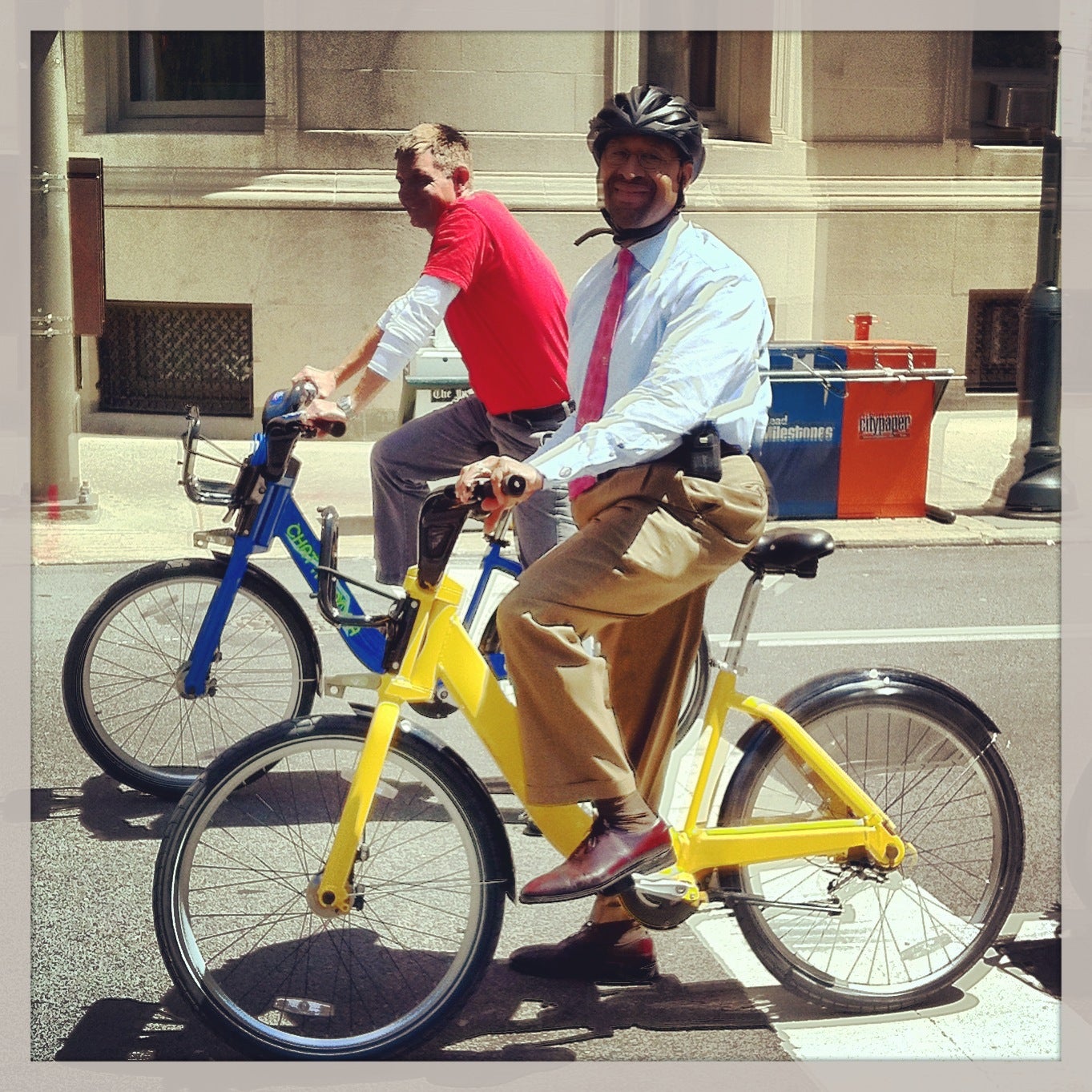Mayor Nutter riding an Alta/PBSC bike.