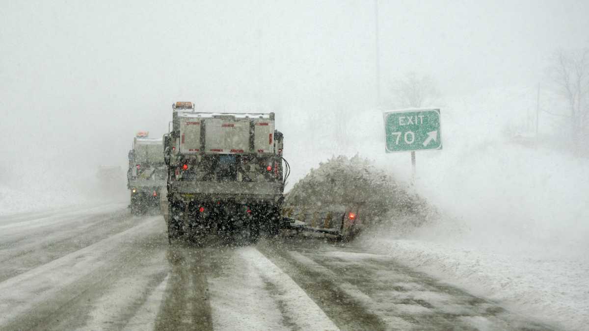 PennDOT plowing Interstate 81, 2010 | (AP Photo/Carolyn Kaster)