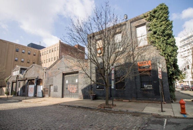 The former Creswell Iron Works at 23rd and Cherry Streets is now slated for demolition. Credit: Michael Bixler/Hidden City Philadelphia. 