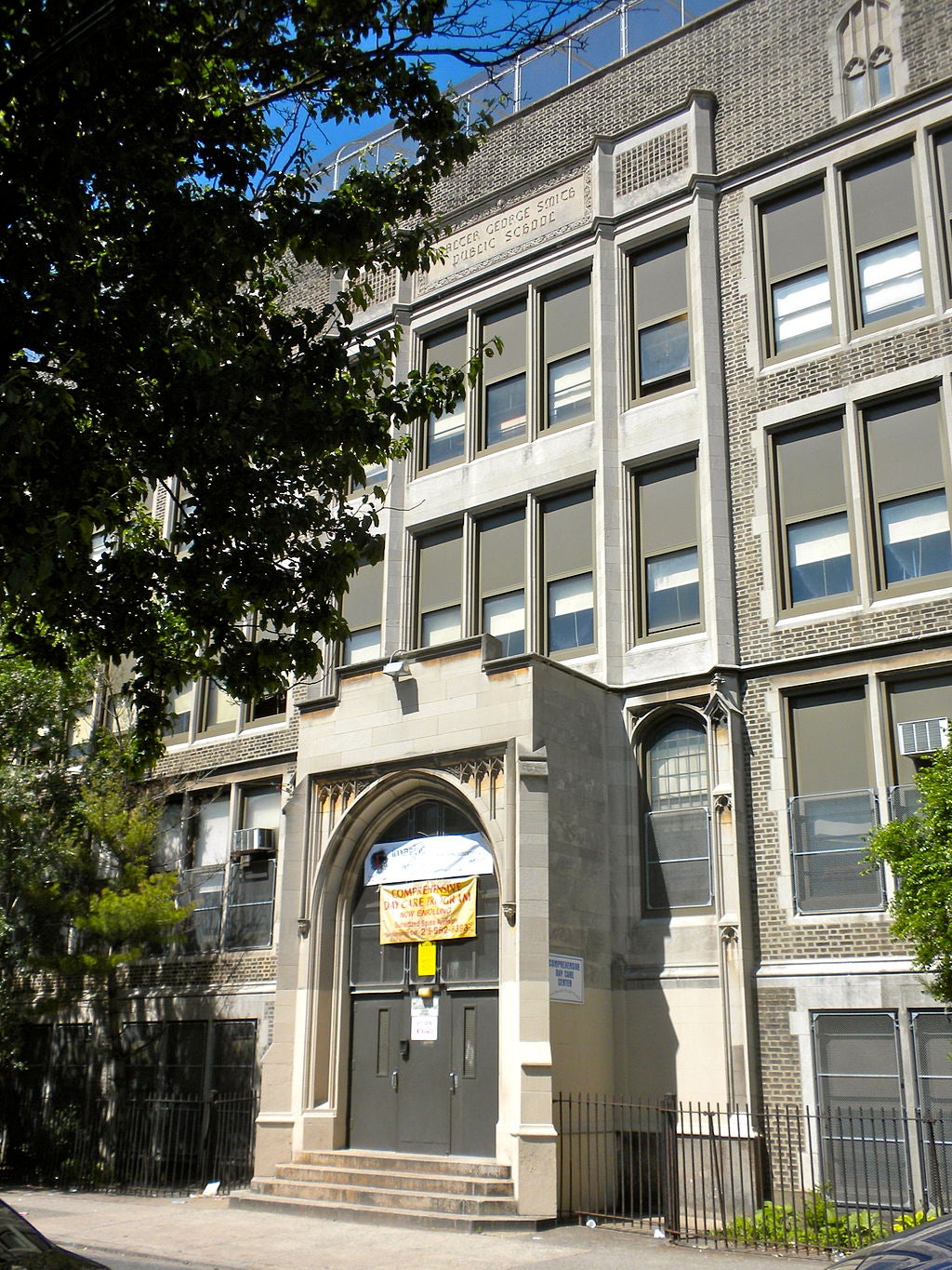 Walter Smith School | Wikimedia Commons